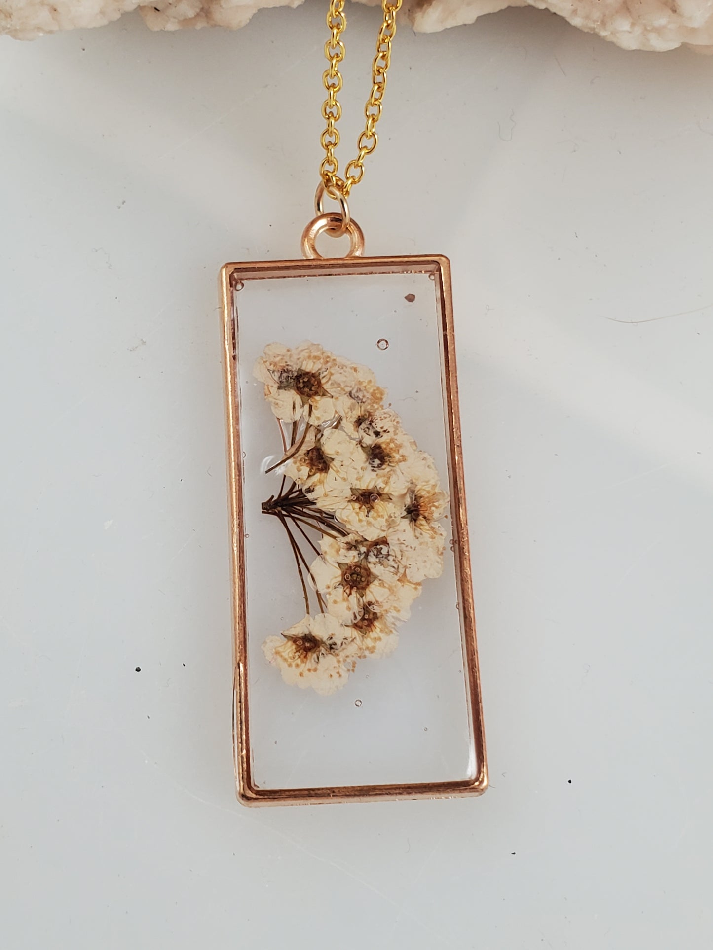 Minimalist Victorian Style Botanical Resin Pendant