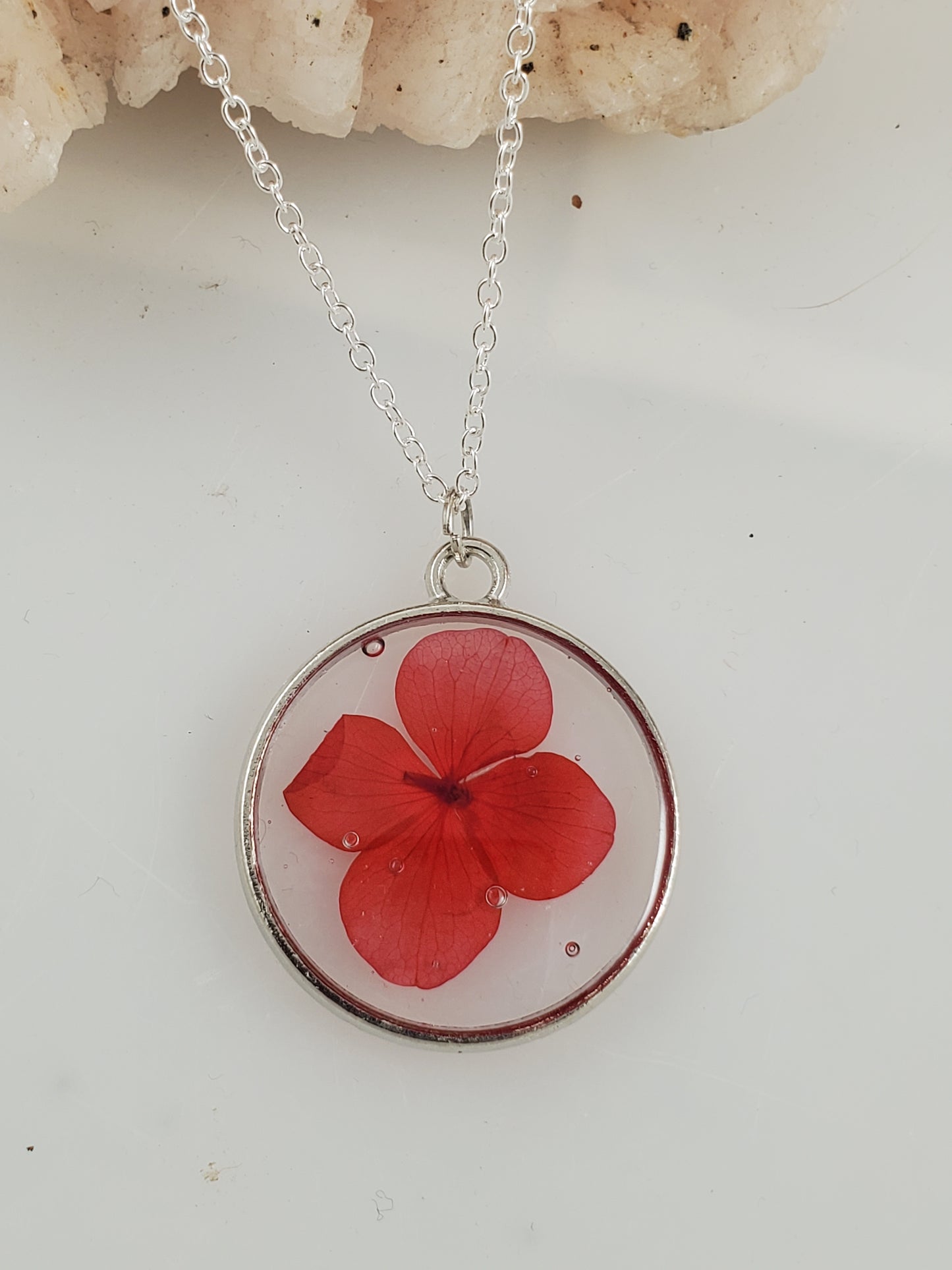 Minimalist Botanical Flower Resin Pendant